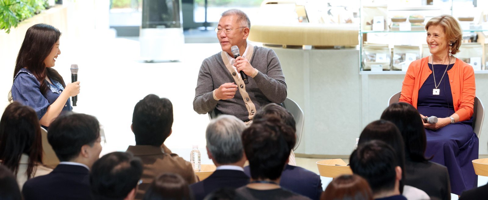 정의선 현대차 회장, 이란 전쟁 장기화에 “신기술·체질 개선으로 이후 대비”