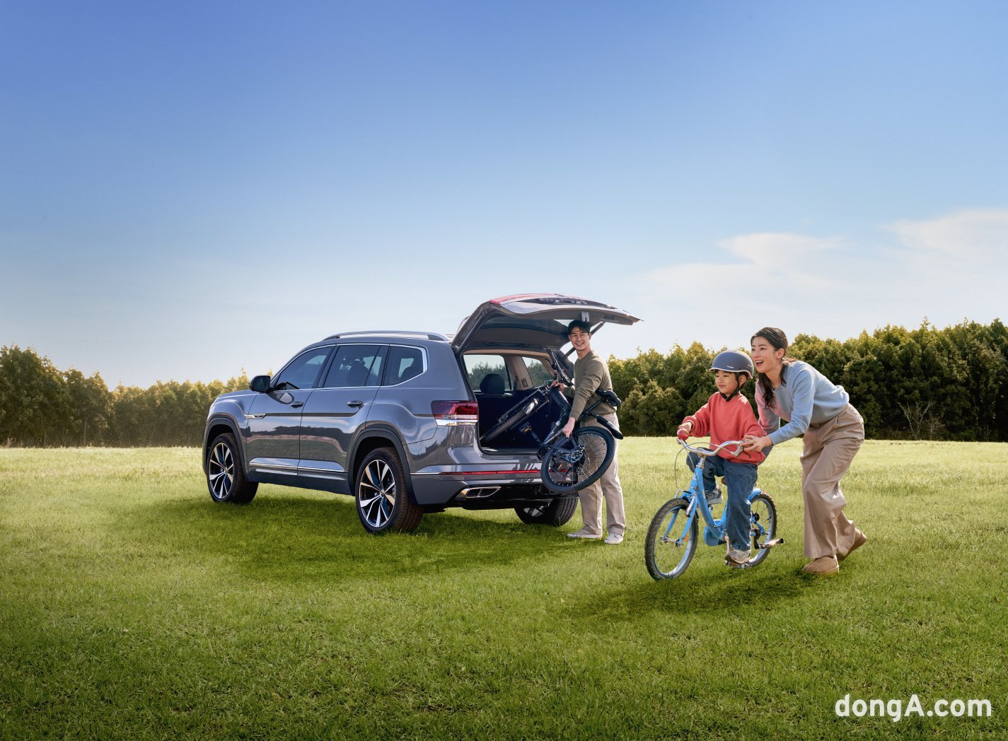 Volkswagen Atlas zeigt Raum und Fahrkomfort als Antwort für große Reise-SUVs