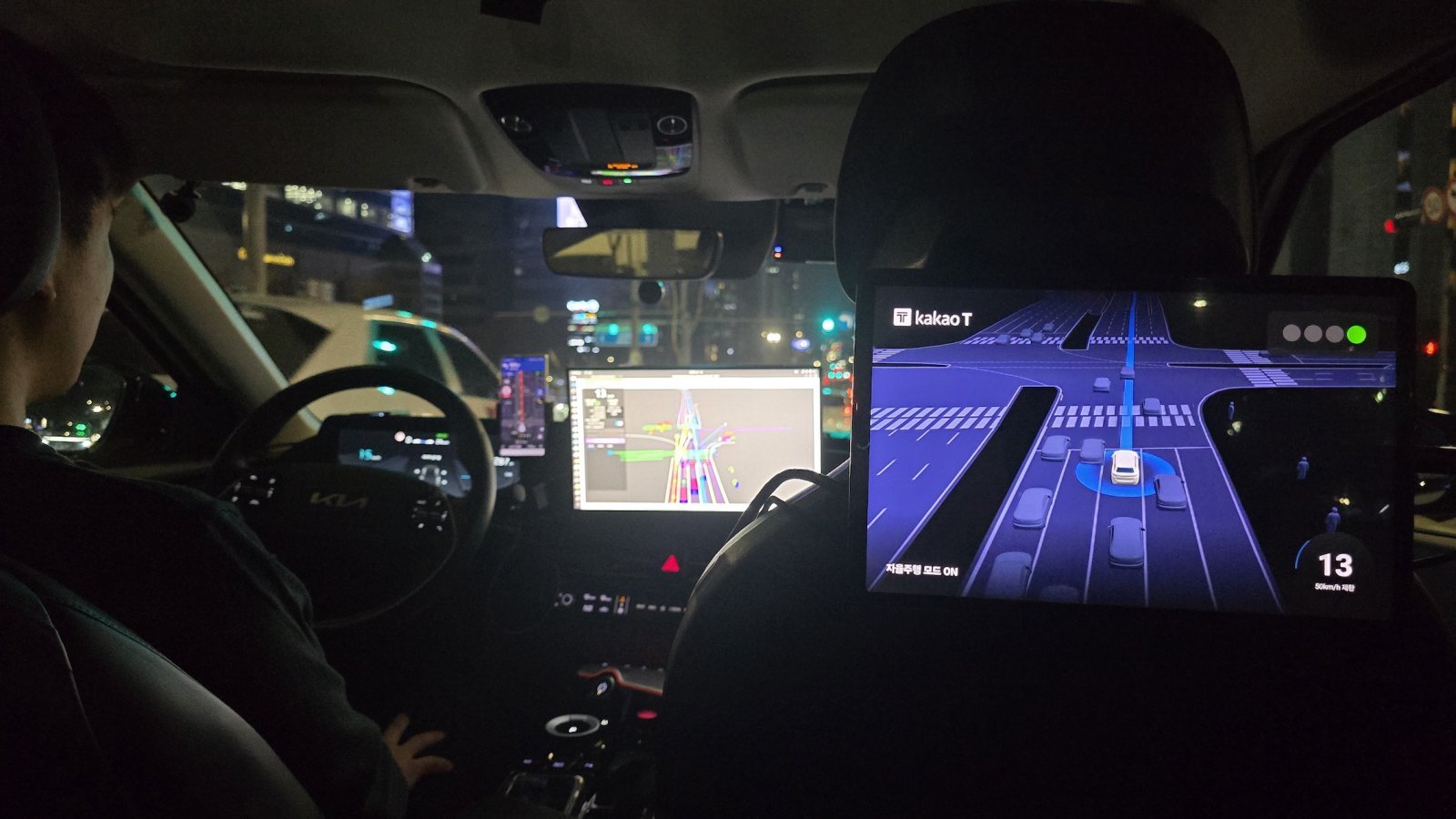 韩国自动驾驶出租车受监管限制，仅在江南瑞草夜间运行