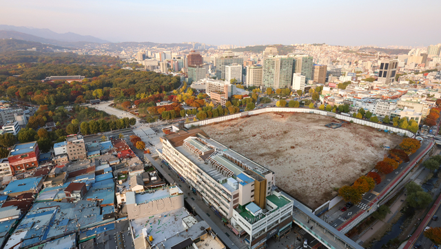Sewoon District 4 Residents Demand Halt to World Heritage Impact Review